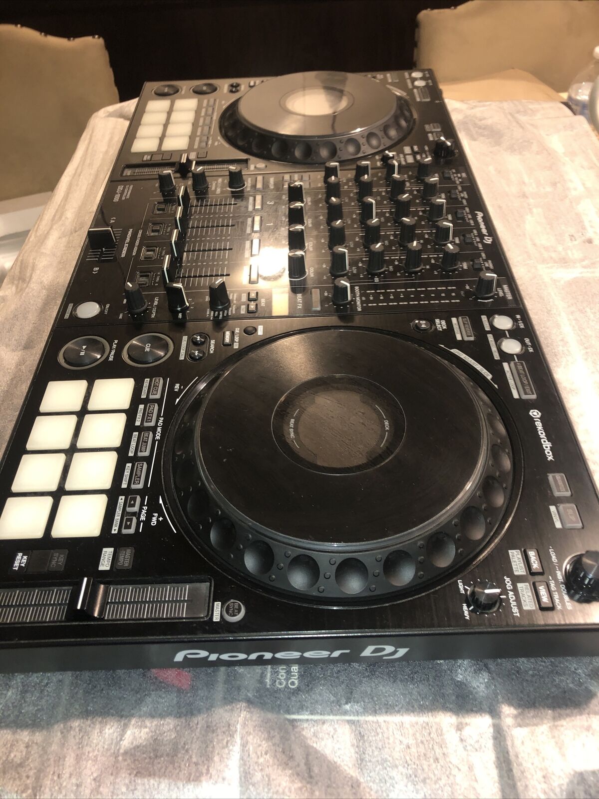 ddj1000000